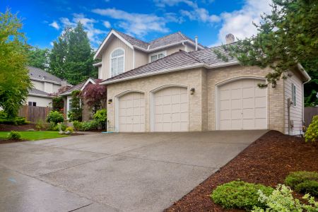 Five signs your home needs pressure washing