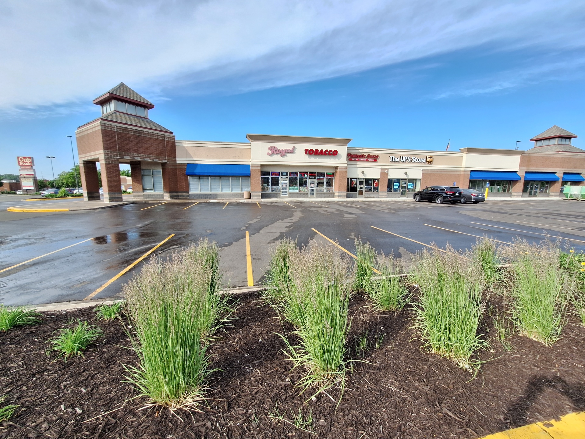Comercial Pressure Washing in Brooklyn Center, MN