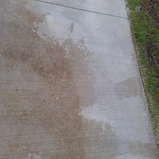 Driveway-Washing-in-Maple-Lake-Minnesota 1