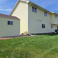 House-Washing-and-Rust-Removal-in-Sartell-MN 2