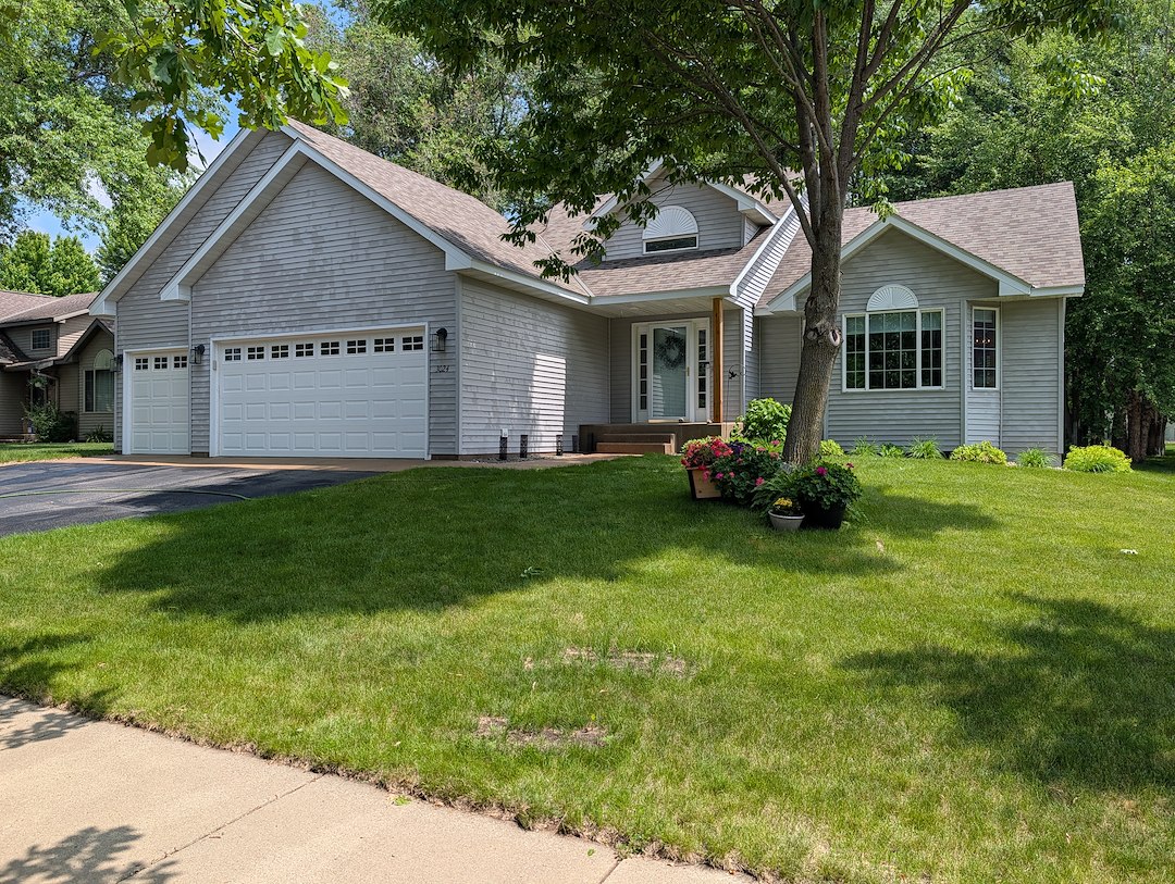 House Washing In St. Cloud, Minnesota  Image