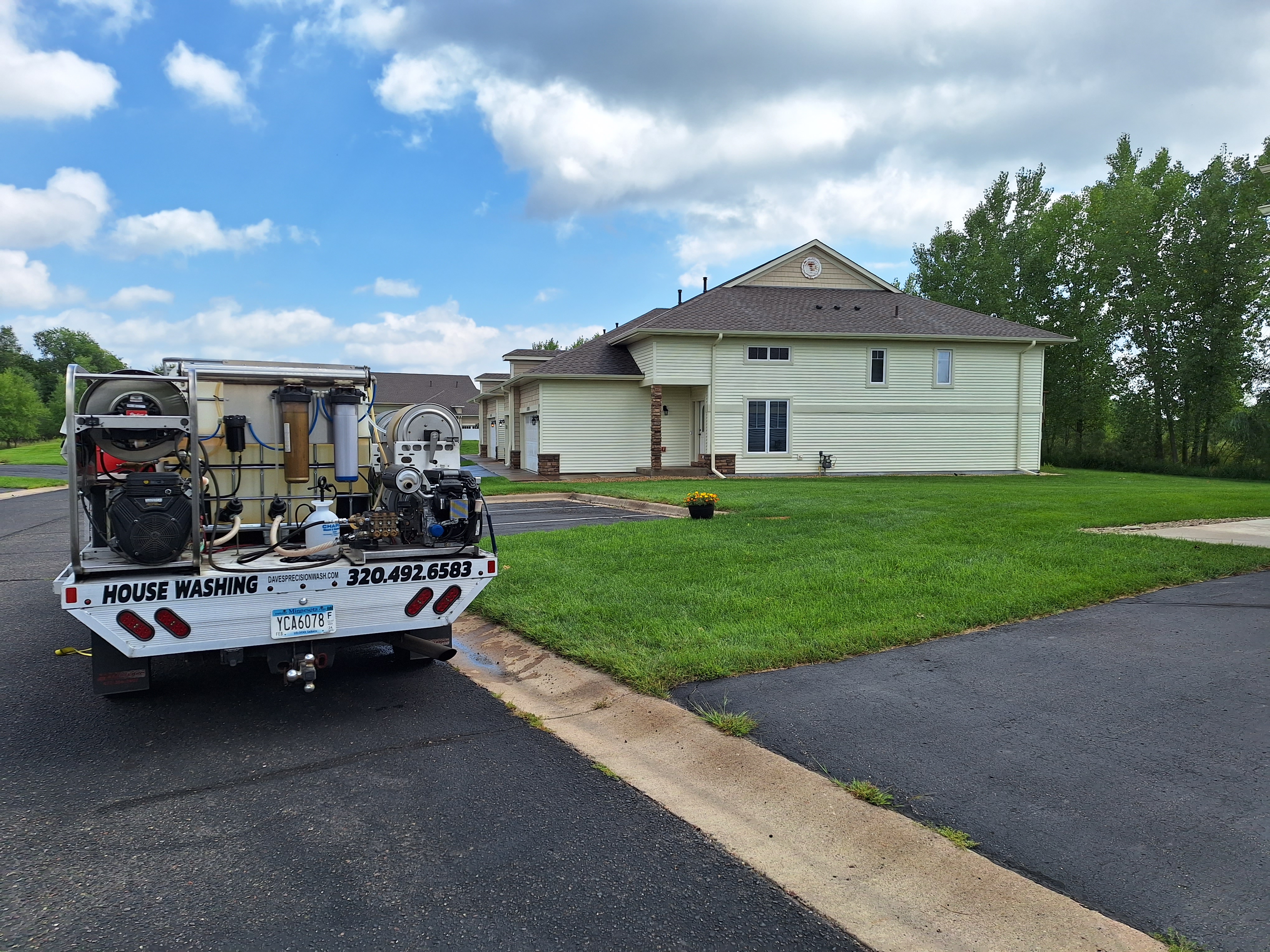 Multi Family House Washing Project in St. Cloud, MN