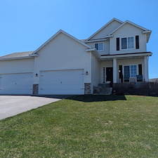 Three-Story-House-Washing-in-Buffalo-MN 1