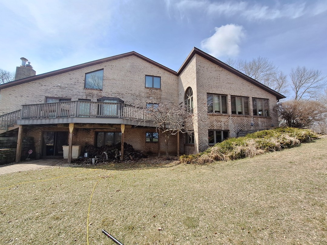 Window Cleaning and Deck Cleaning Buffalo, MN
